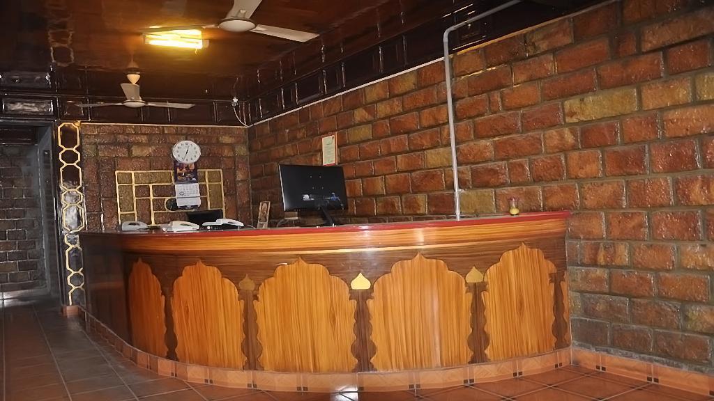 Hotel Sagar Kambam Esterno foto