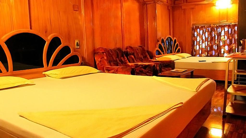 Hotel Sagar Kambam Esterno foto